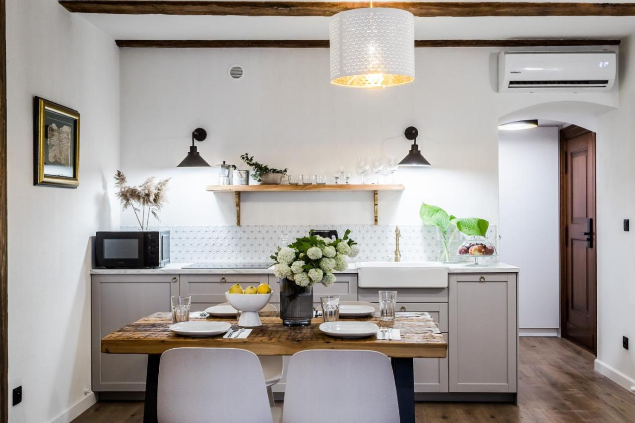 Uroczy Apartament Lazienna 5/4 Stary Toruń Dış mekan fotoğraf
